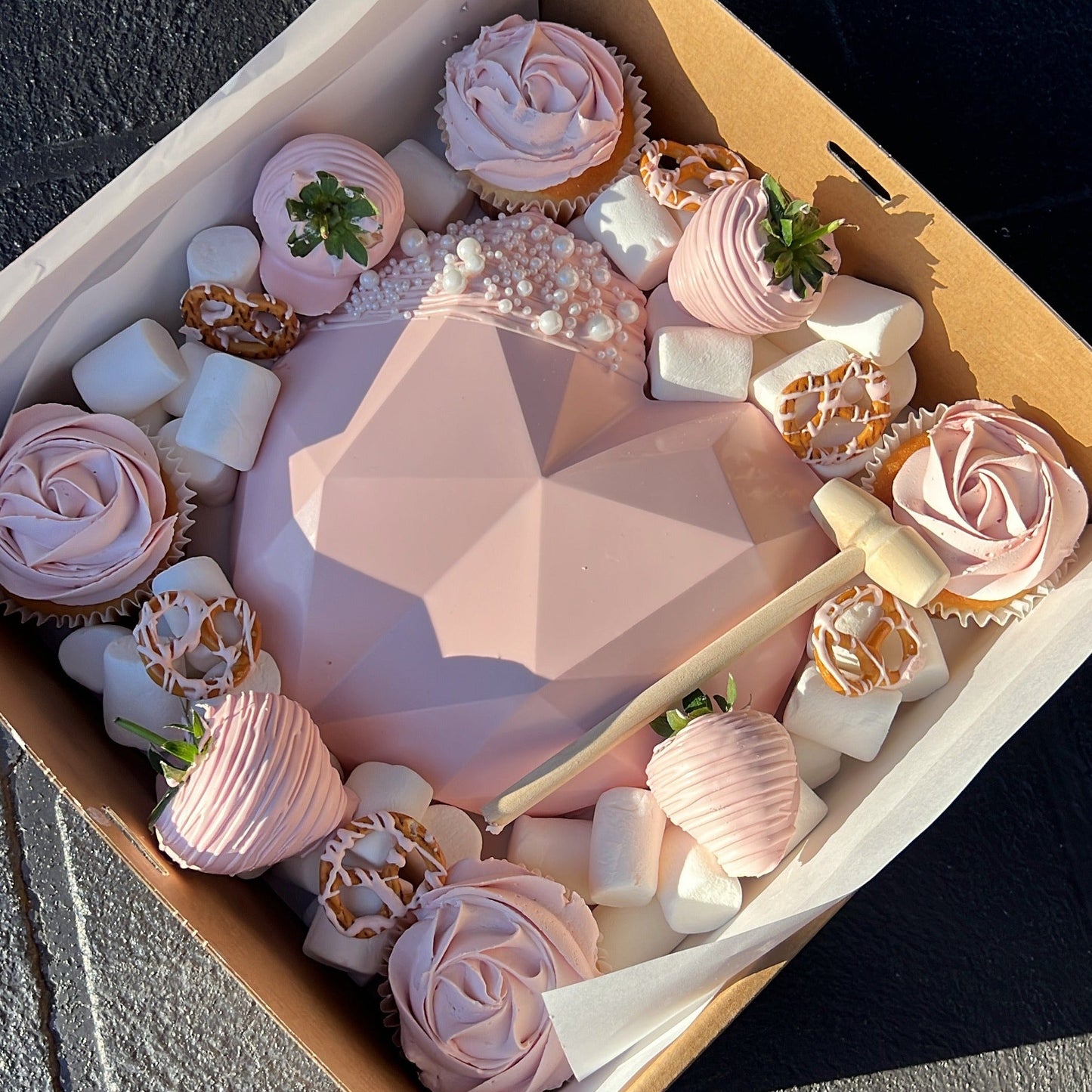 Smash Heart with Cupcakes - Blush