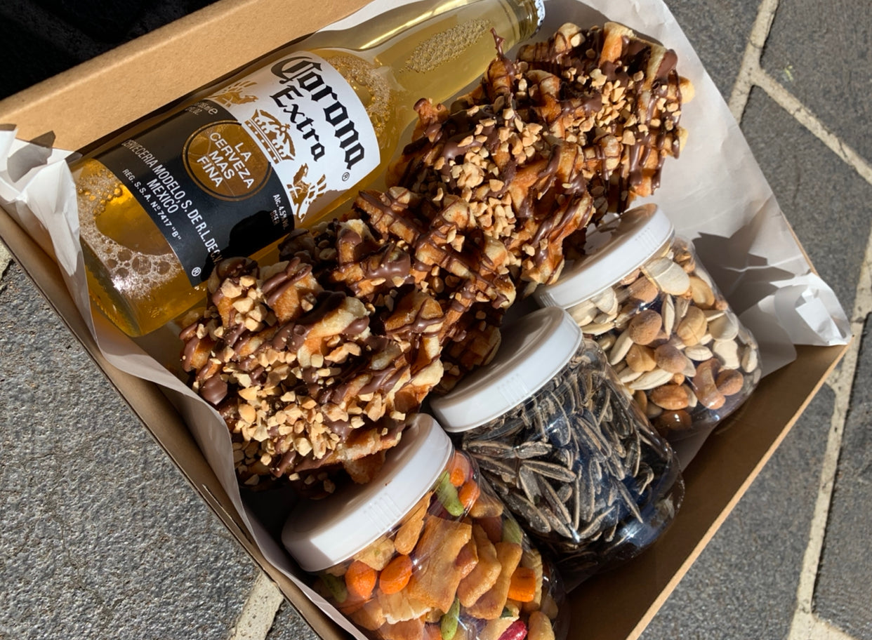 Just for him - Waffles, Nuts & Beer