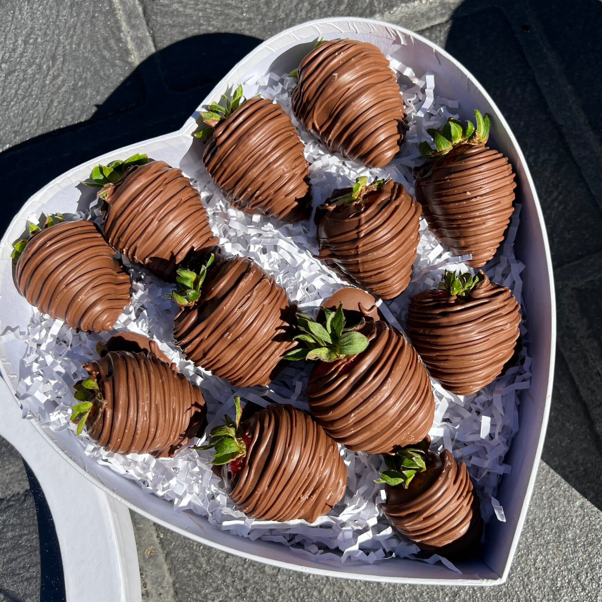 Dipped Strawberries Heart Box Milk Chocolate Drizzle