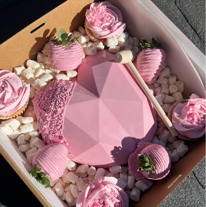 Heart Smash Box with cupcakes