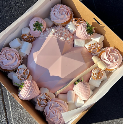 Heart Smash Box with cupcakes