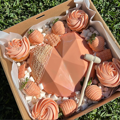 Heart Smash Box with cupcakes